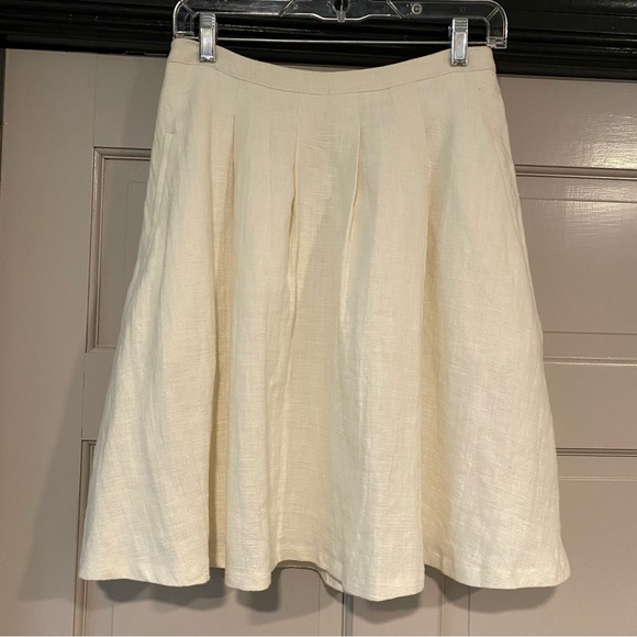 Everly Dresses & Skirts - NWT Everly White Linen Skirts with Pockets